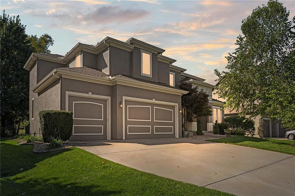 10513 W 169th St Overland Park, KS 66221 - Thumbnail 5