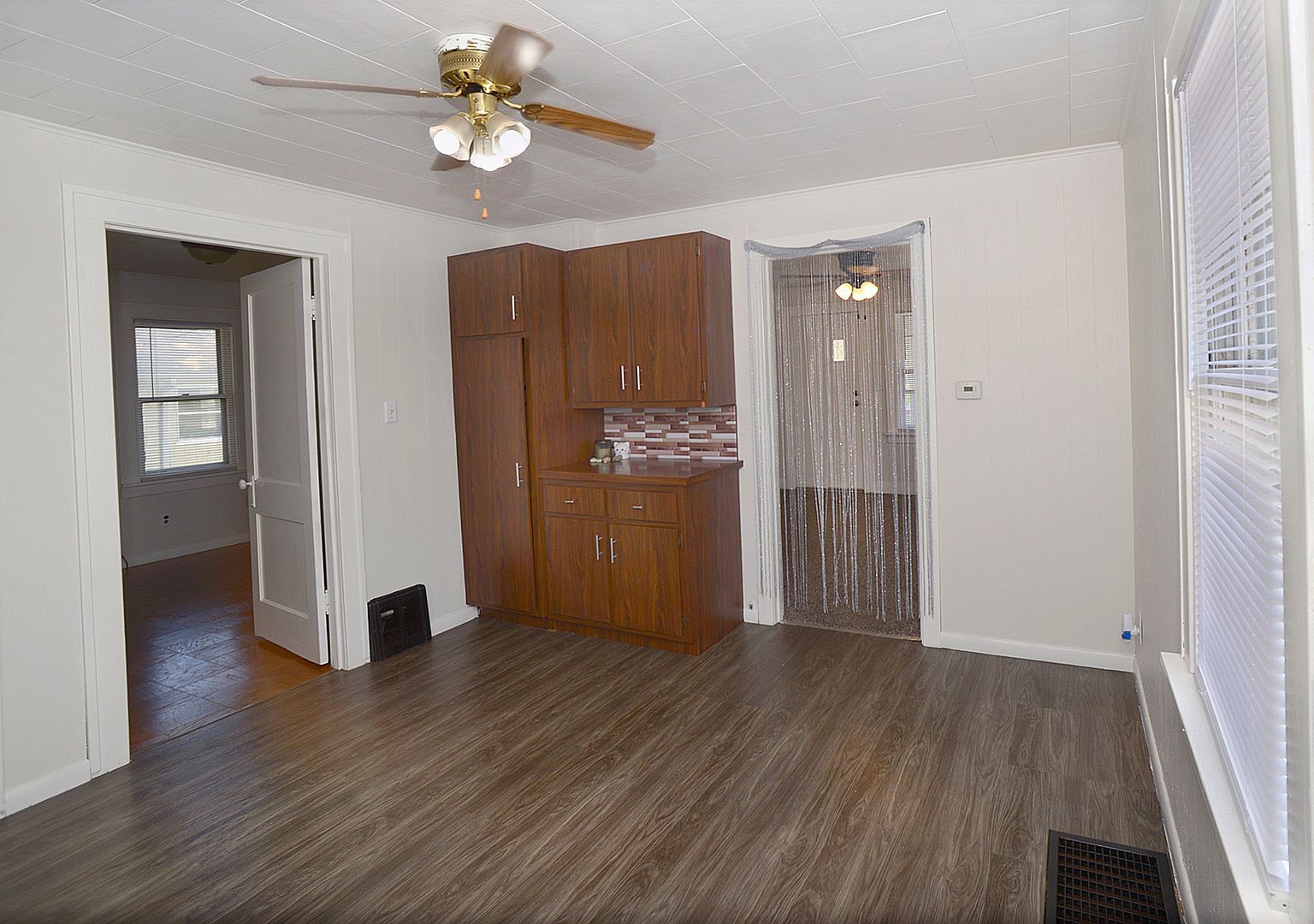 1617 Pine St Ottawa, IL 61350 - Thumbnail 5