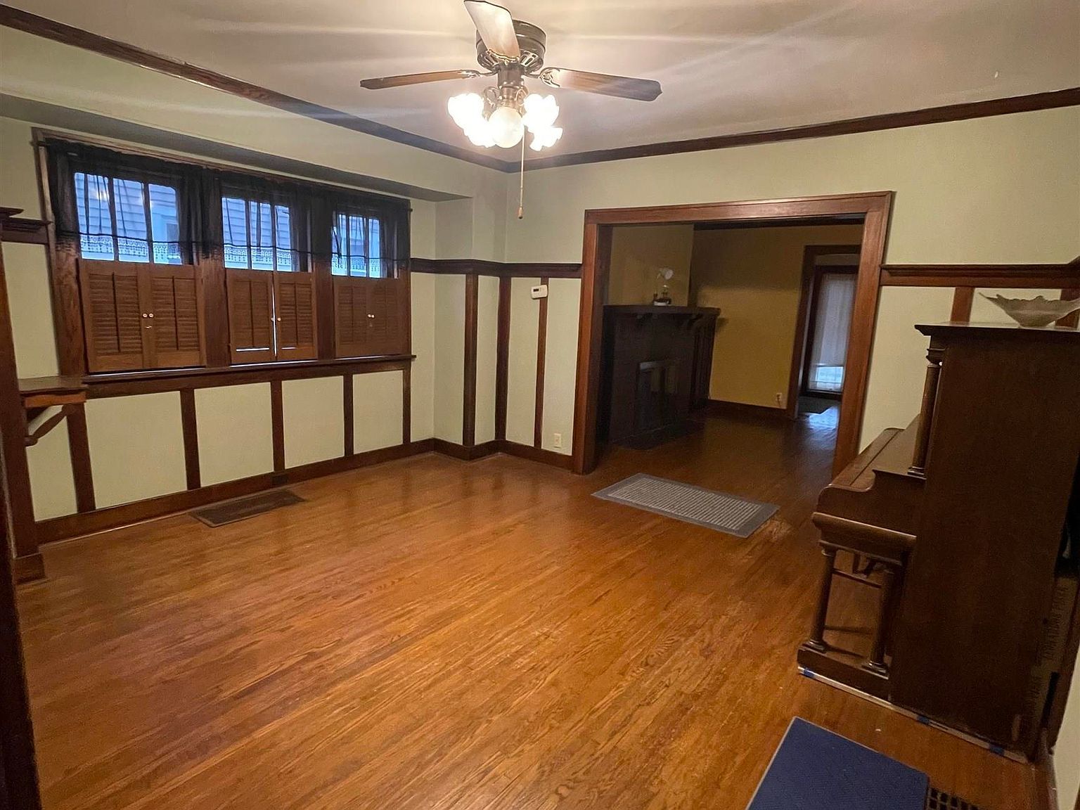 2403 N Central Ave Peoria, IL 61603 - Thumbnail 5