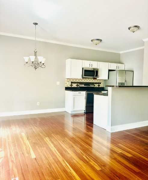 330 Stonecrest Dr, Nashville, TN, USA, 37209 - Thumbnail 5