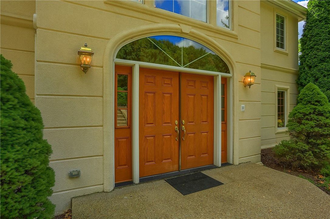 1561 Barrington Dr Wexford, PA 15090 - Thumbnail 5