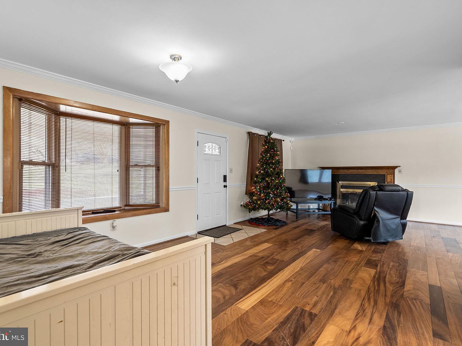 8261 Frances Ln Owings, MD 20736 - Thumbnail 5