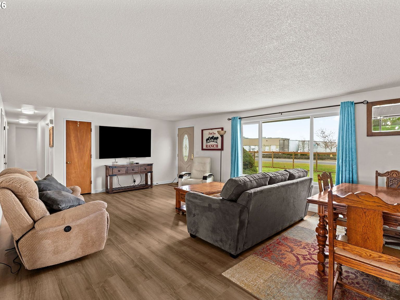 29334 Meadowview Rd Junction City, OR 97448 - Thumbnail 5