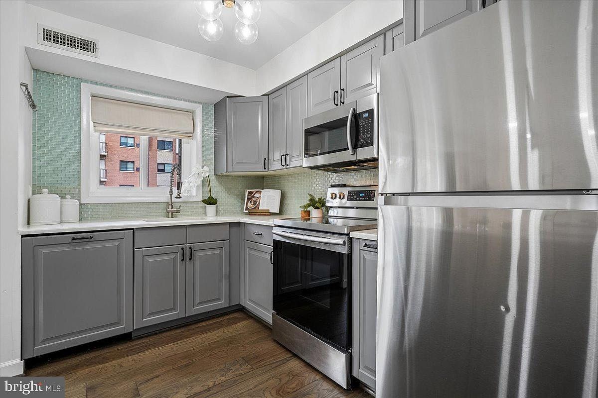 3220 S 28th St APT 202 Alexandria, VA 22302 - Thumbnail 5