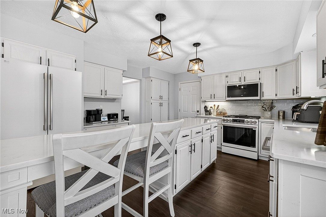 100 Pembridge Ct Sheffield Lake, OH 44054 - Thumbnail 5