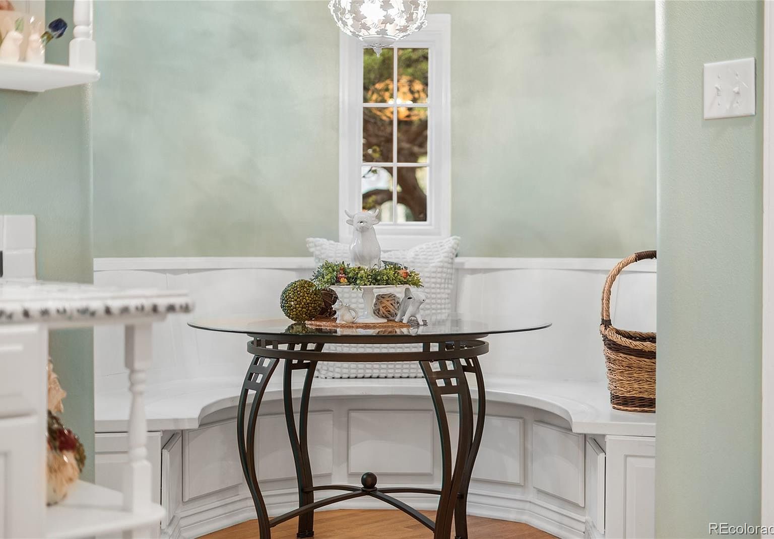 5530 E 6th Avenue Pkwy Denver, CO 80220 - Thumbnail 5