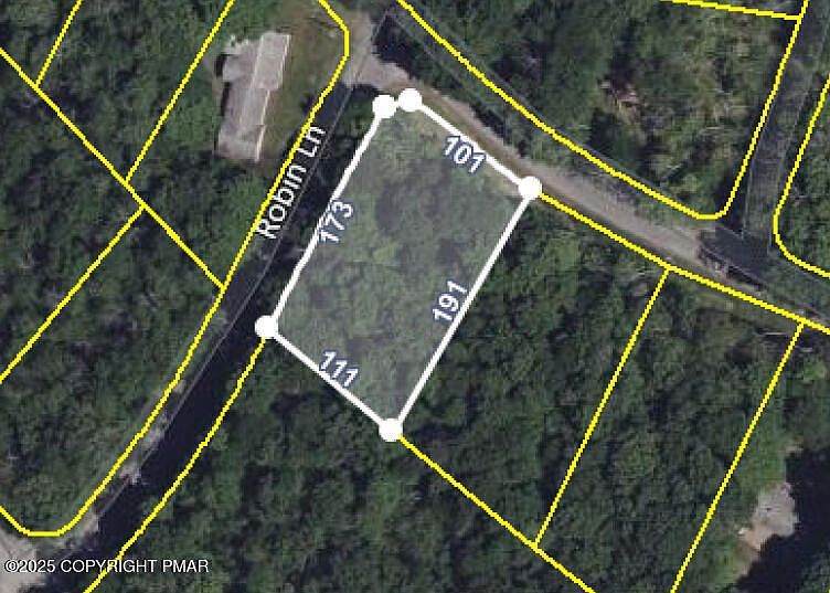 597 Upper Playground Trl Hawley, PA 18428 - Thumbnail 5