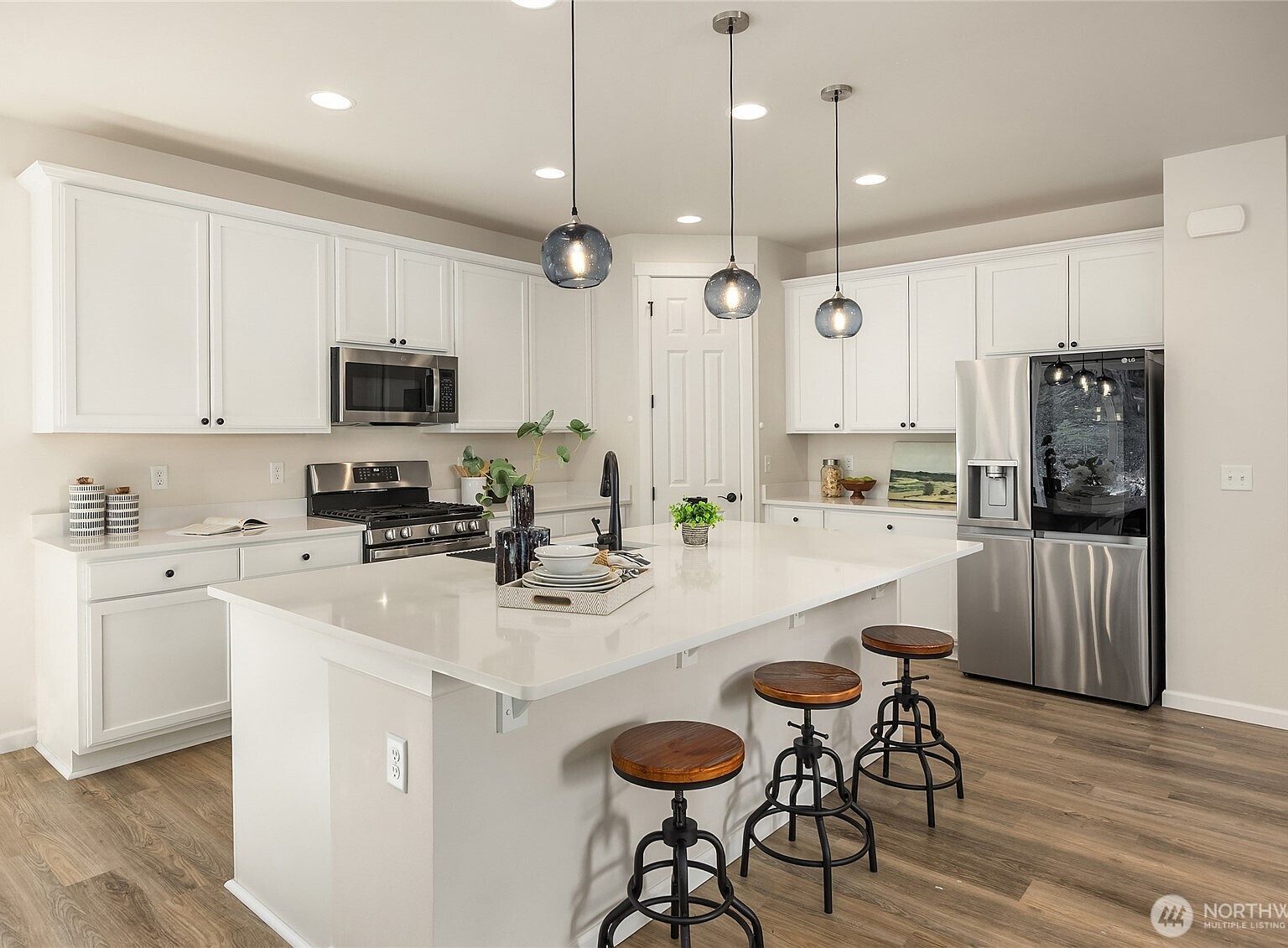 12812 Jammer Pl NW Silverdale, WA 98383 - Thumbnail 5