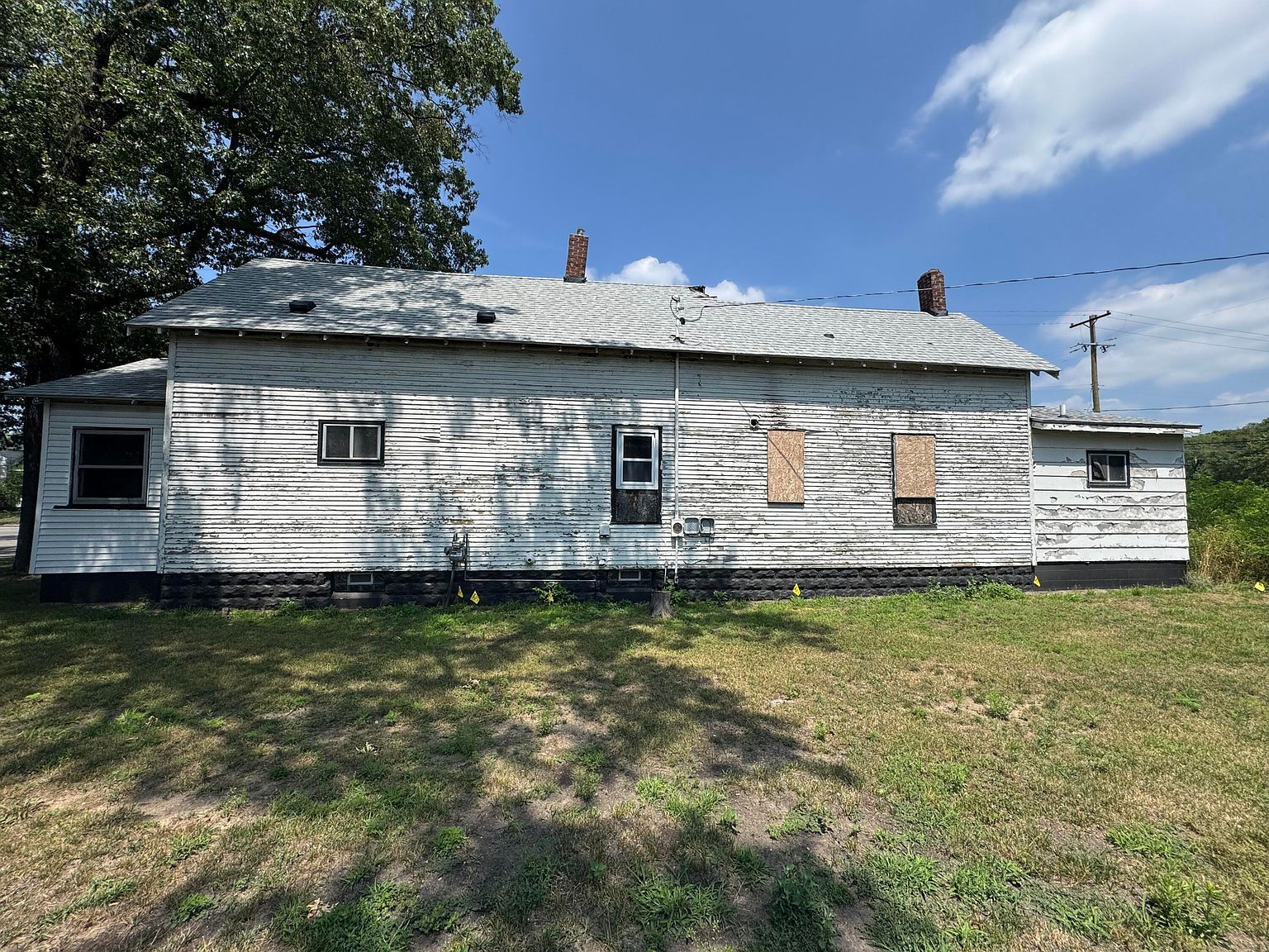 2202 Hoyt St Muskegon Heights, MI 49444  | Single Family