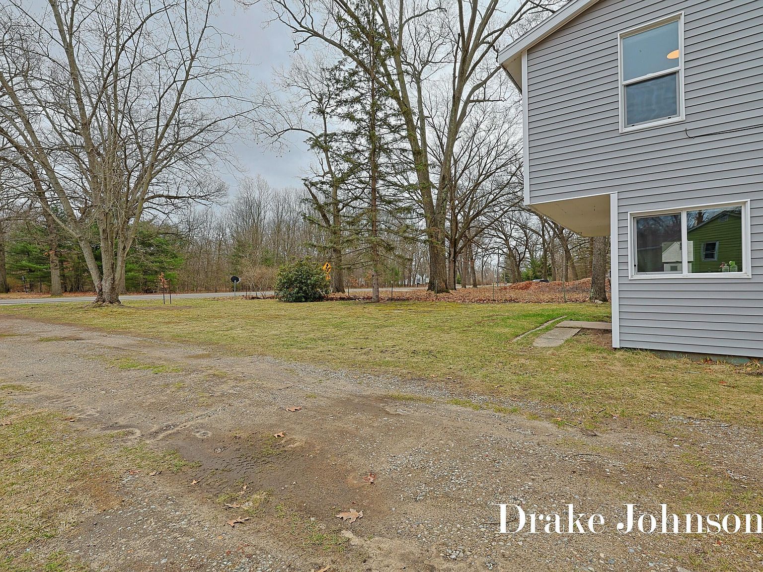 1351 Carr Rd Muskegon, MI 49442 - Thumbnail 5