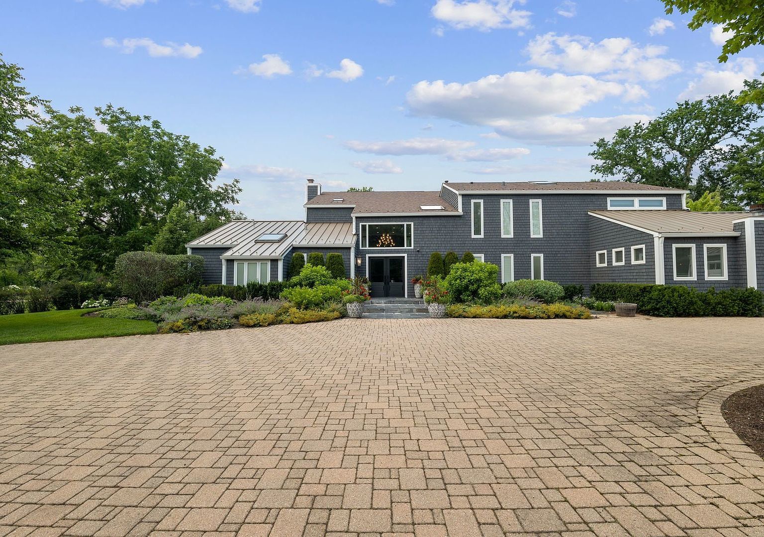 620 W Old Elm Rd Lake Forest, IL 60045 - Thumbnail 5