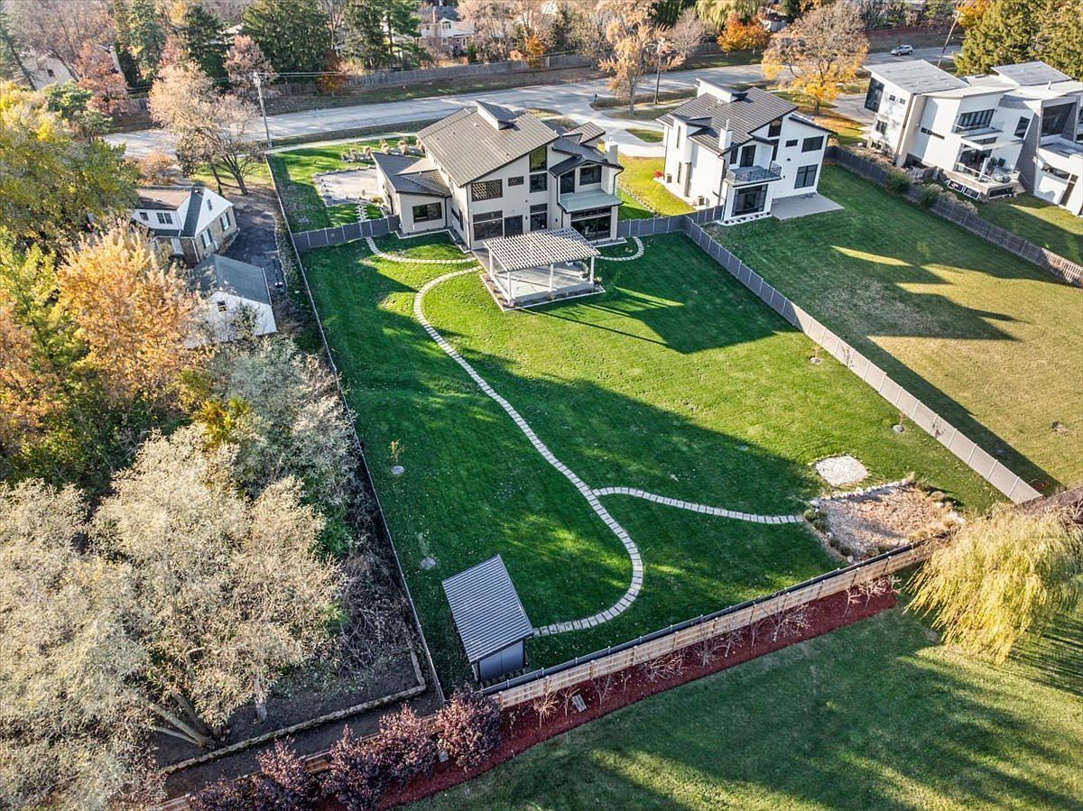 1341 Pfingsten Rd Northbrook, IL 60062 - Thumbnail 5