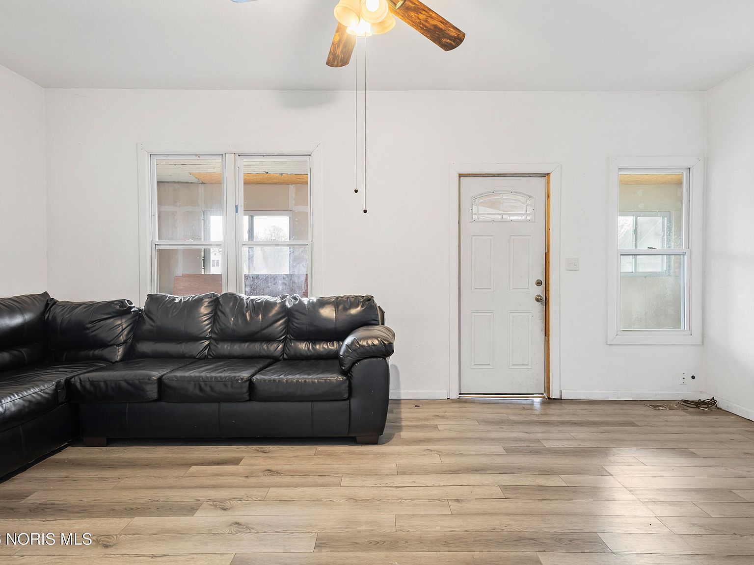 2621 Lawrence Ave Toledo, OH 43610 - Thumbnail 5