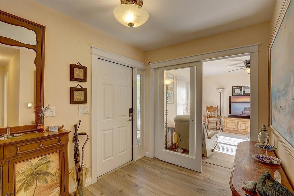 1319 Glengarry Dr Palm Harbor, FL 34684 - Thumbnail 5