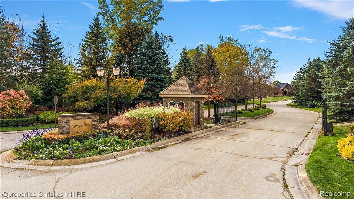 1933 Shane Ct Oxford, MI 48370 - Thumbnail 5