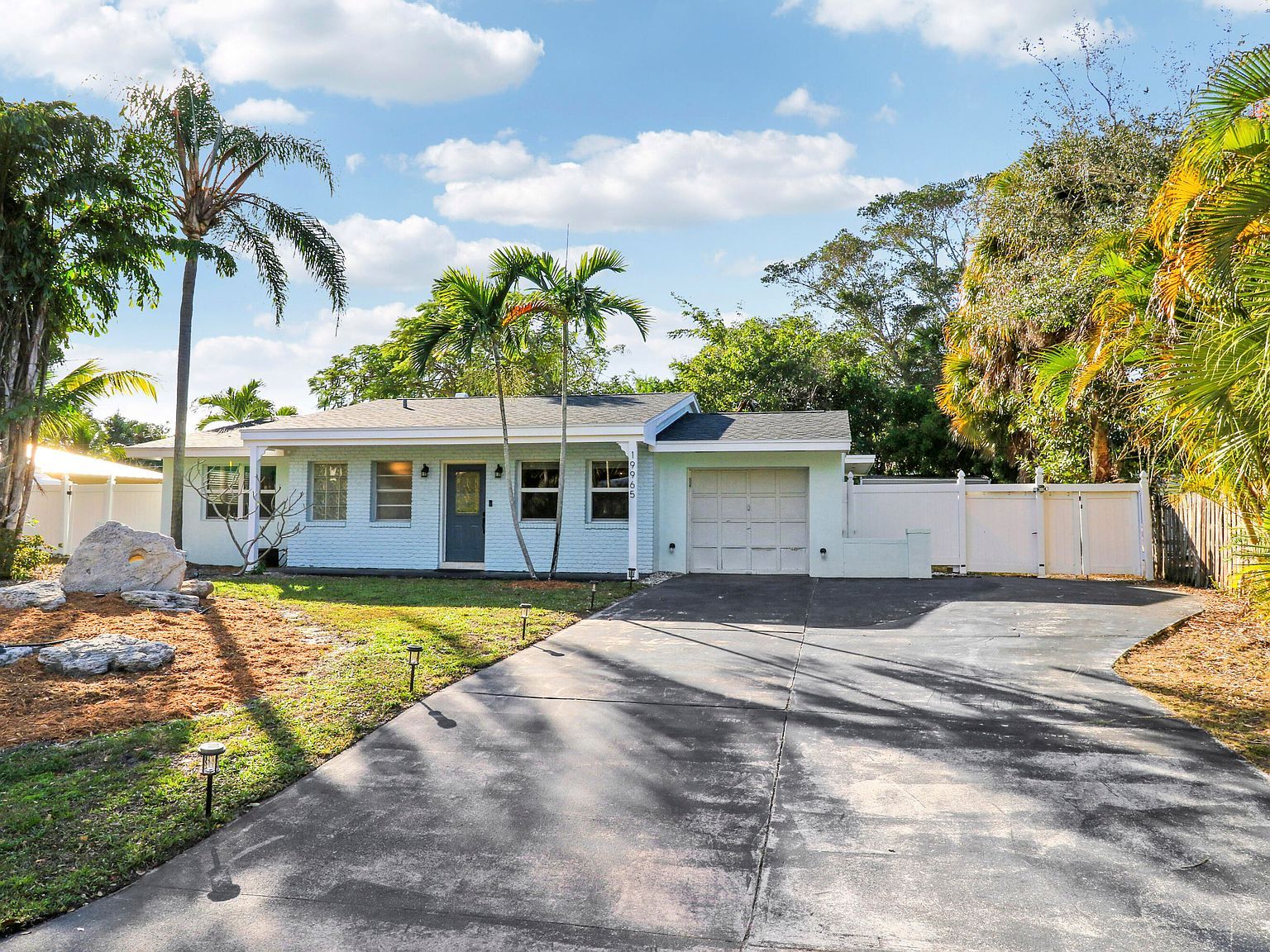 19965 Jasmine Dr Jupiter, FL 33469 - Thumbnail 5