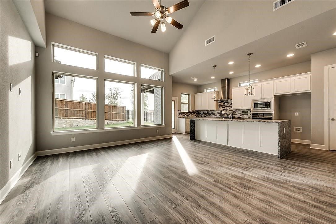 2000 Crescent St Aledo, TX 76008 - Thumbnail 5