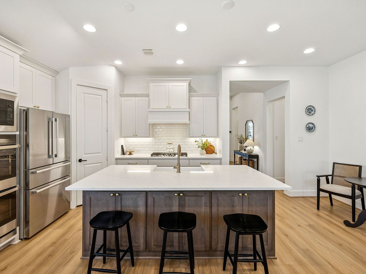 2100 Pleasant Run Ln Fort Worth, TX 76008 - Thumbnail 5