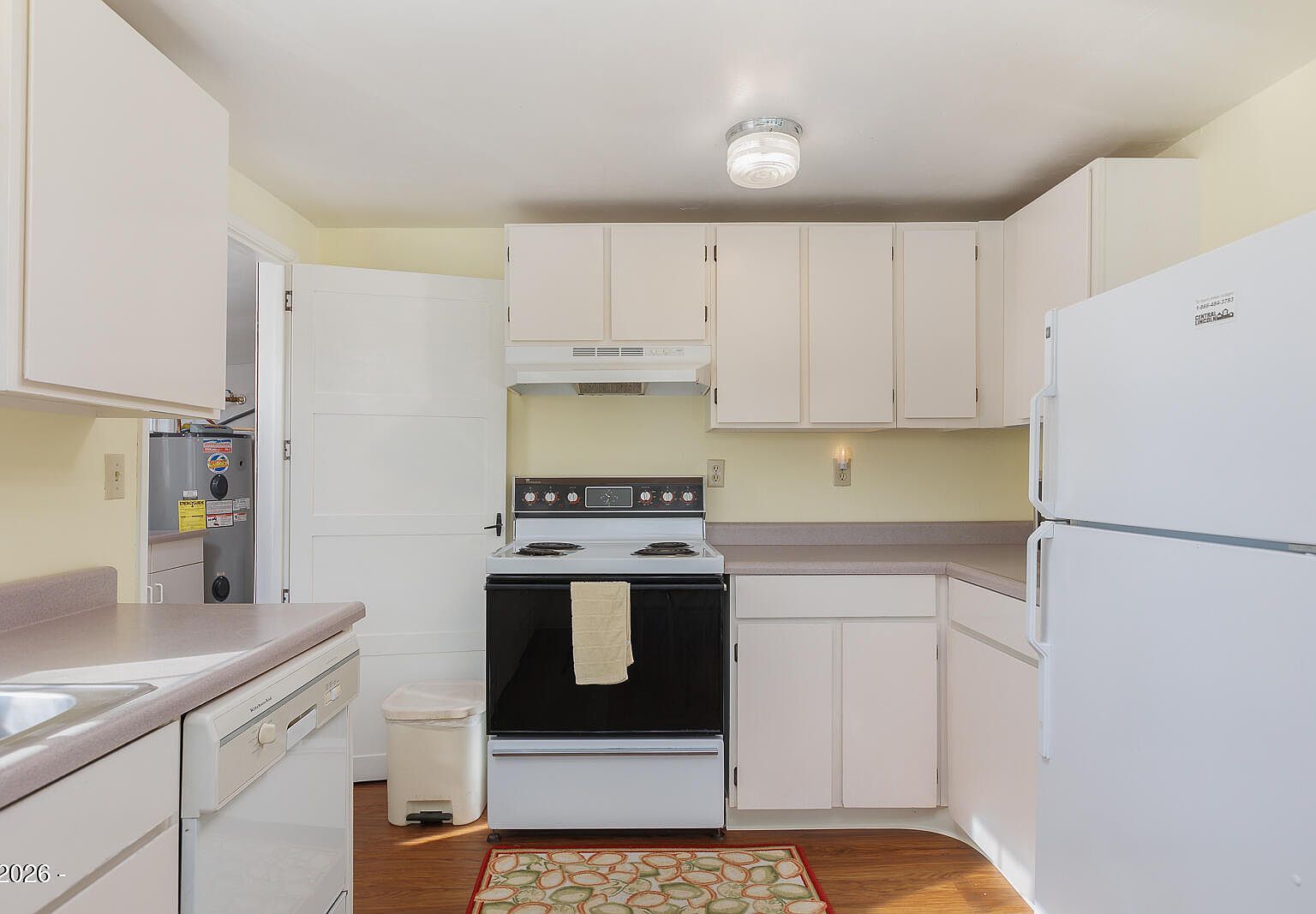 55 SE Davenport Ave Depoe Bay, OR 97341 - Thumbnail 5