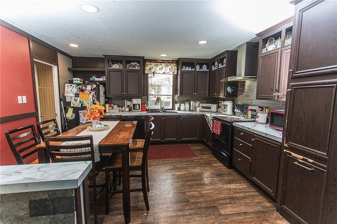 211 W South 2nd St Stewardson, IL 62463 - Thumbnail 5