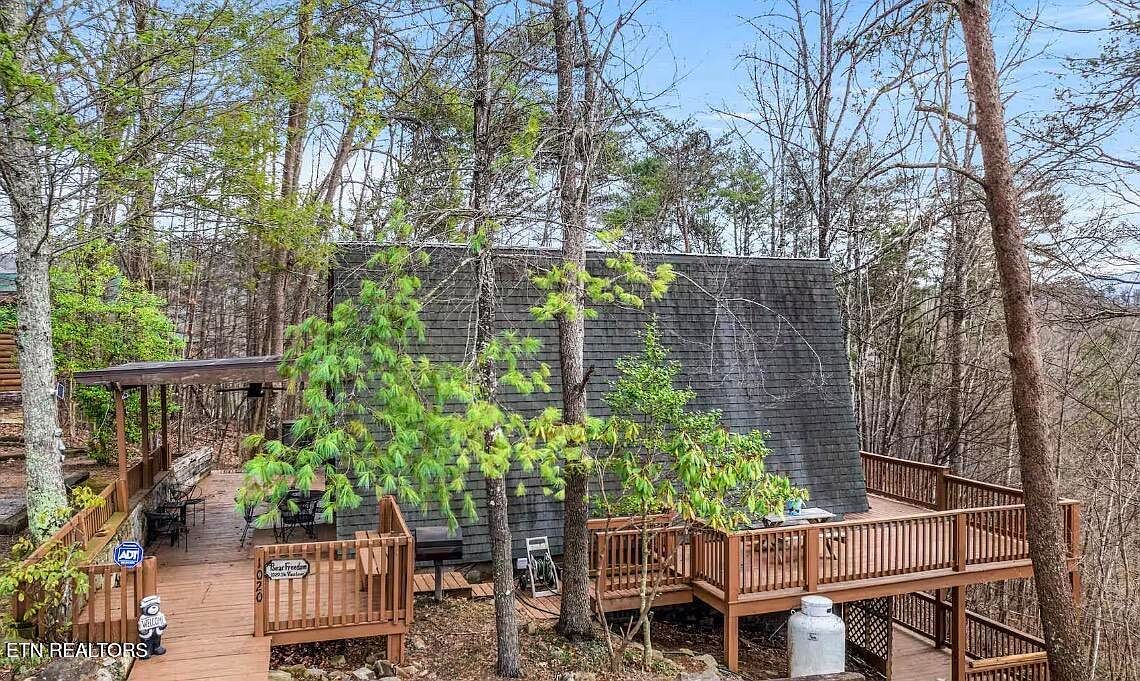1020 Ski View Ln Sevierville, TN 37876 - Thumbnail 5