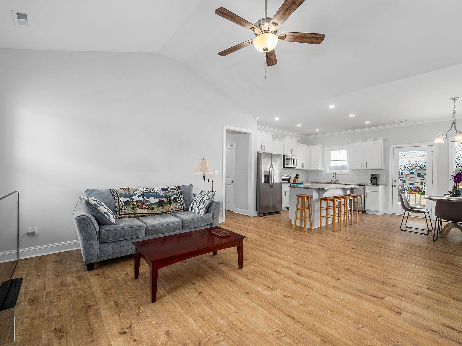 6056 Old Smithfield Rd Spring Hope, NC 27882 - Thumbnail 5