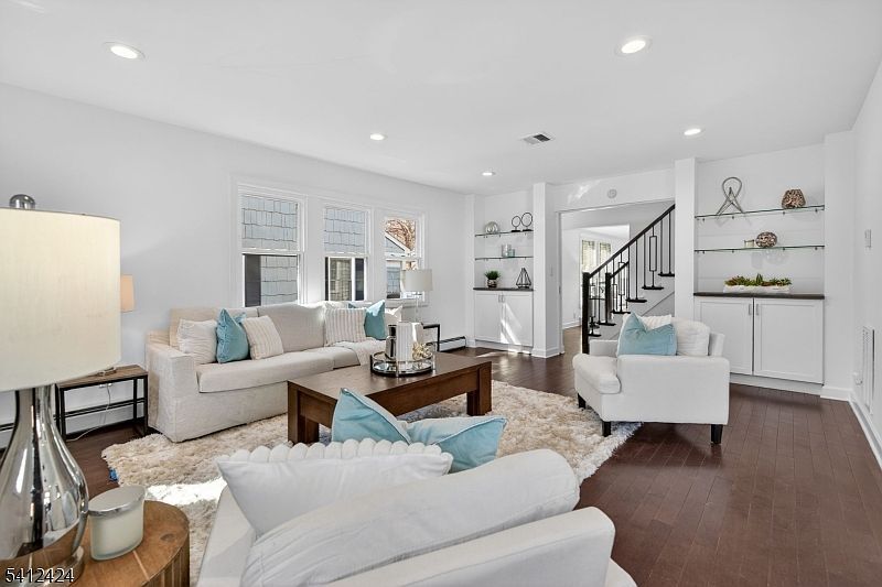 46 Elmwood Pl Short Hills, NJ 07078 - Thumbnail 5