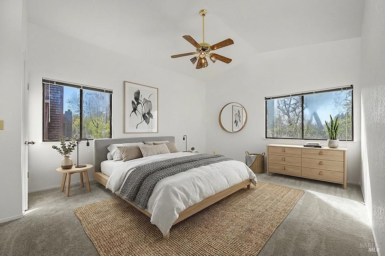 9239 Lakewood Dr Windsor, CA 95492 - Thumbnail 5