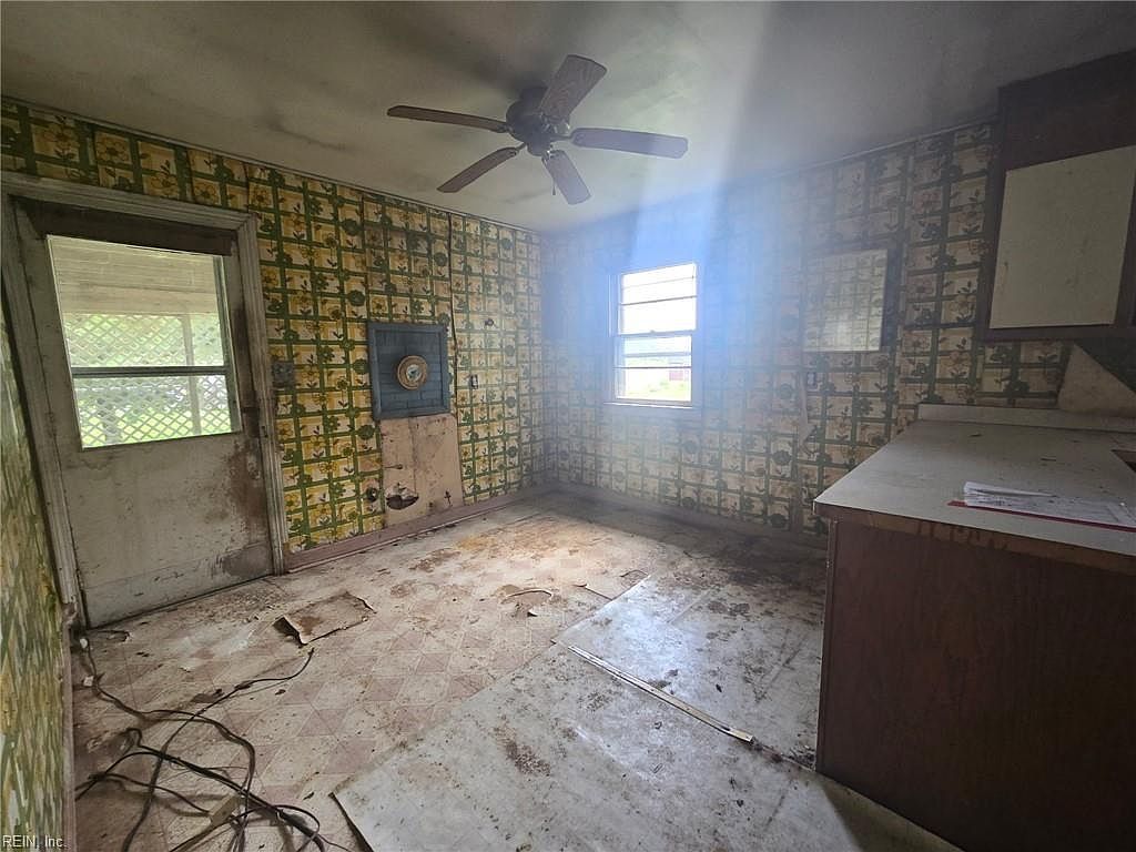 22284 Medicine Springs Rd Courtland, VA 23837 - Thumbnail 5