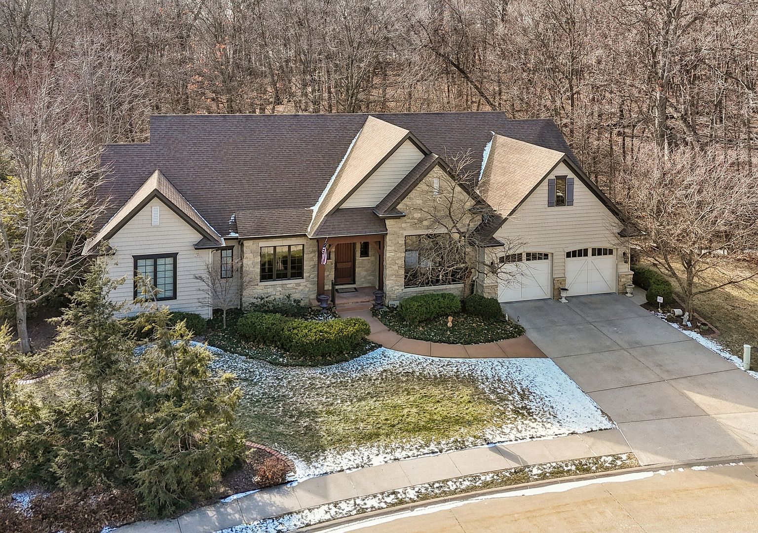 26 Chippiannock Pl Rock Island, IL 61201 - Thumbnail 5