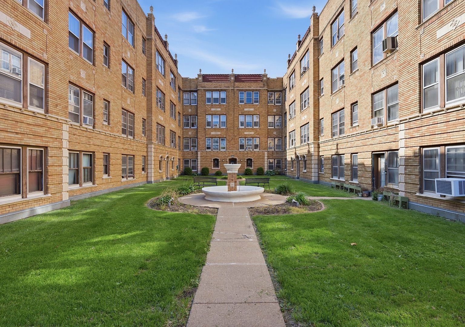 1622 18th Ave APT 24 Rock Island, IL 61201 - Thumbnail 5