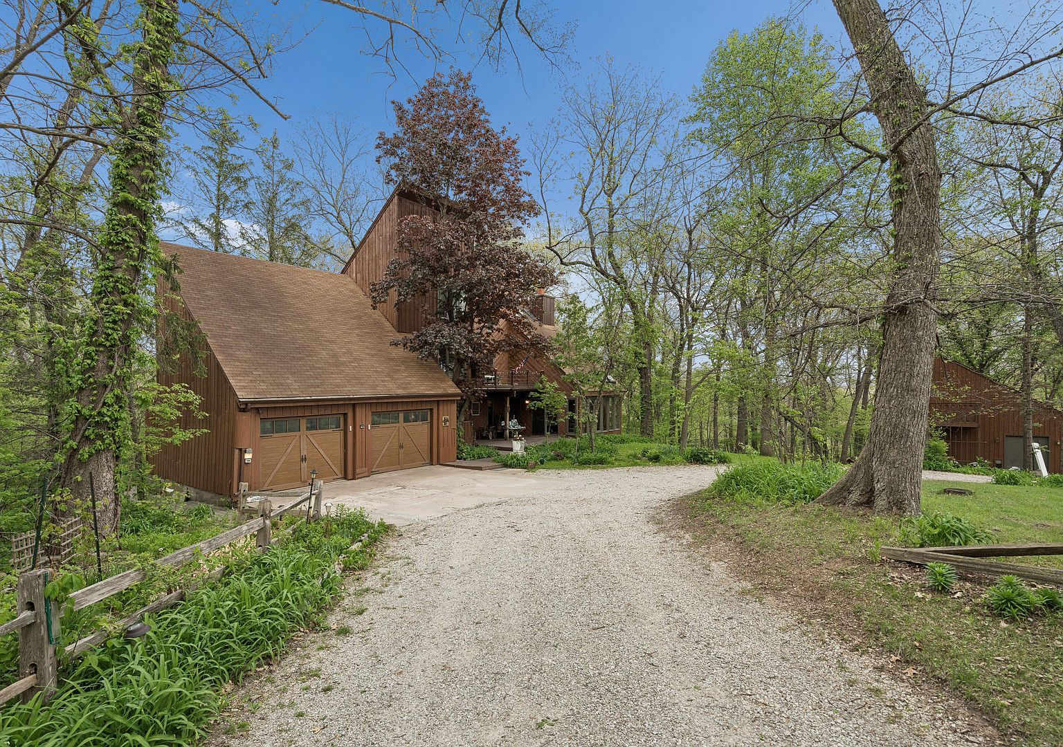 644 Schroeder Rd Coal Valley, IL 61240 - Thumbnail 5