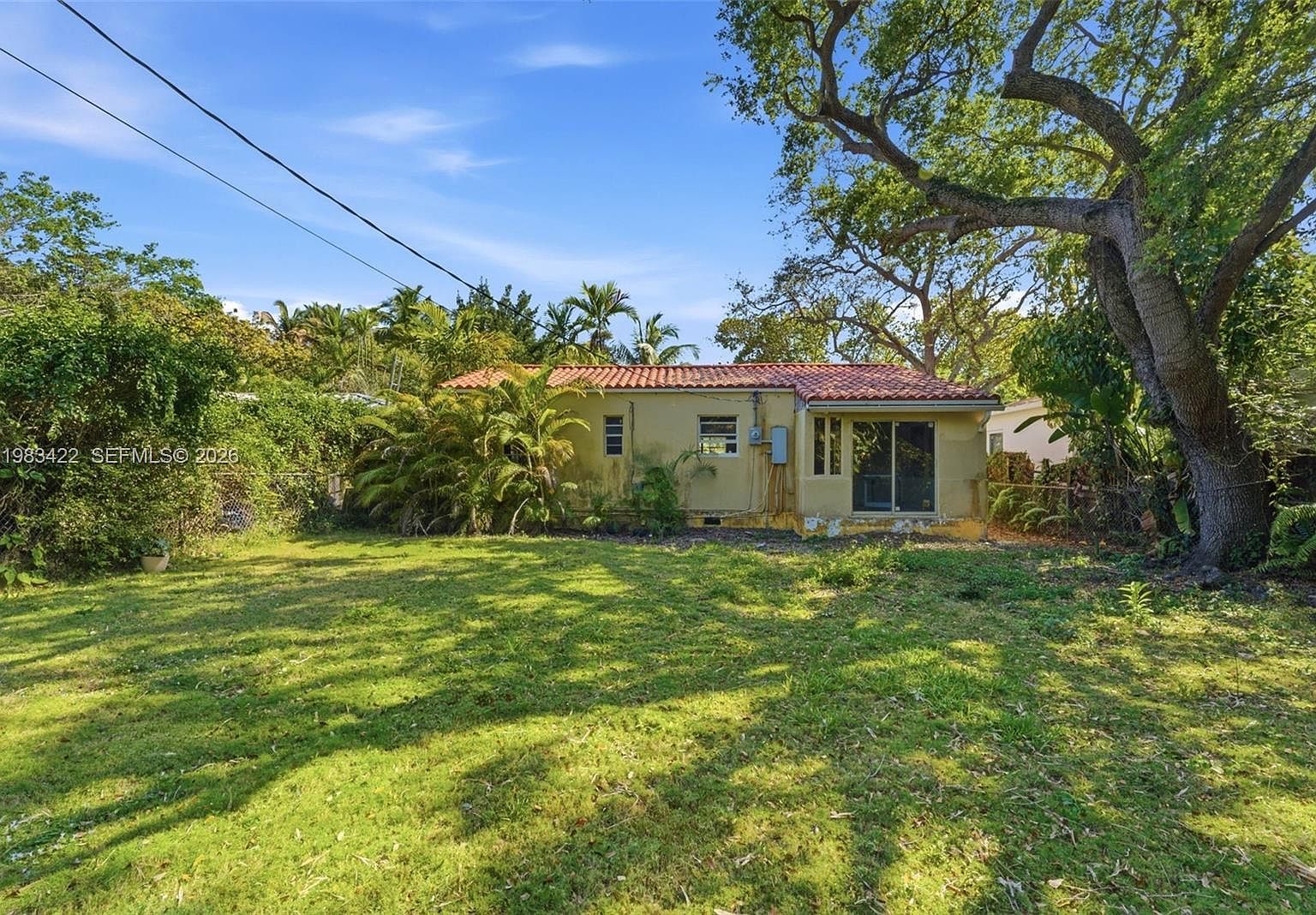 2235 Overbrook St Miami, FL 33133 - Thumbnail 5