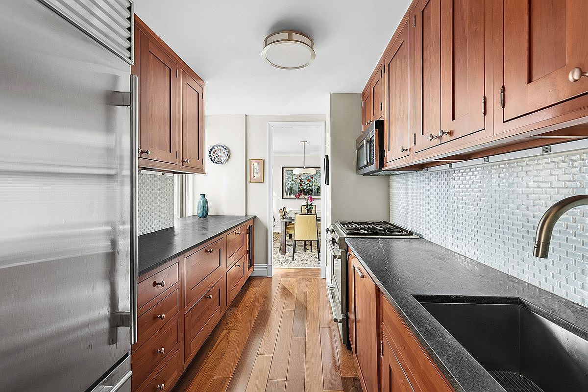 444 E 86th St #25EF New York, NY 10028 - Thumbnail 5