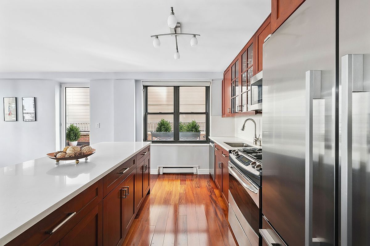 305 E 40th St #19CD New York, NY 10016 - Thumbnail 5