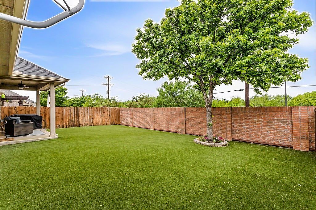 612 Sundrop Dr Little Elm, TX 75068 - Thumbnail 5