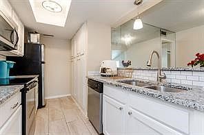 12802 Midway Rd APT 2003 Dallas, TX 75244 - Thumbnail 5