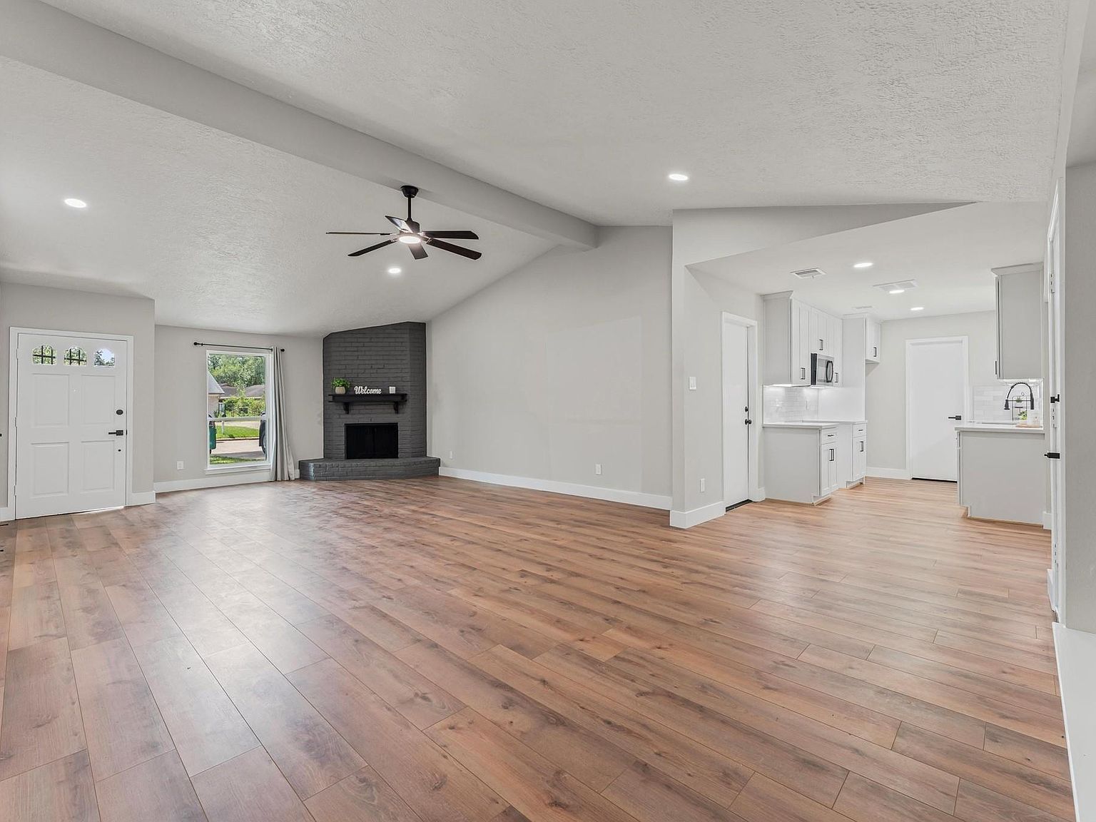 307 Sulky Trail St Houston, TX 77060 - Thumbnail 5