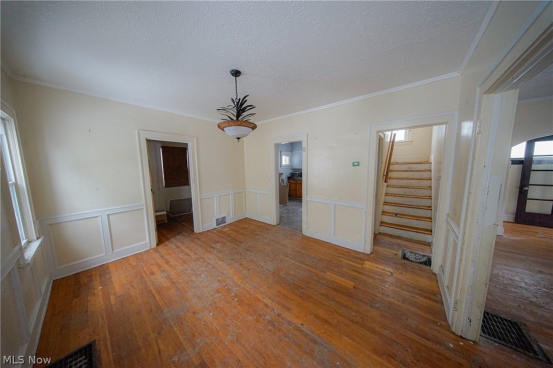 1335 Hampton Rd East Cleveland, OH 44112 - Thumbnail 5