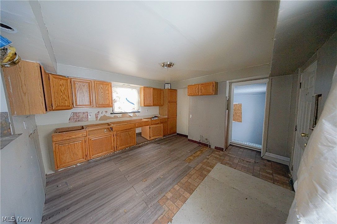 14609 Shaw Ave East Cleveland, OH 44112 - Thumbnail 5