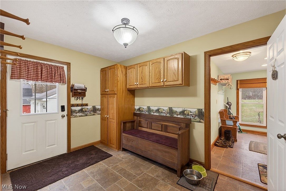 18440 Hobart Rd West Farmington, OH 44491 - Thumbnail 5