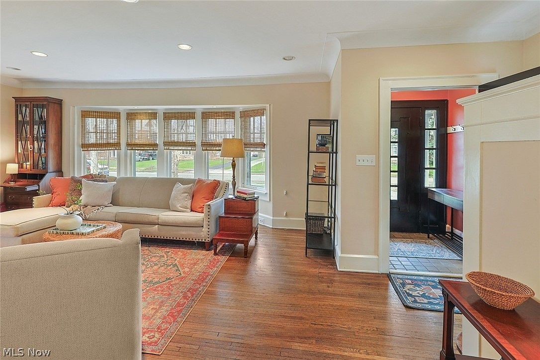 3184 Chadbourne Rd Shaker Heights, OH 44120 - Thumbnail 5