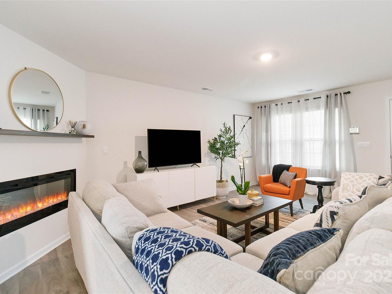 2147 Eastway Dr Dallas, NC 28034 - Thumbnail 5