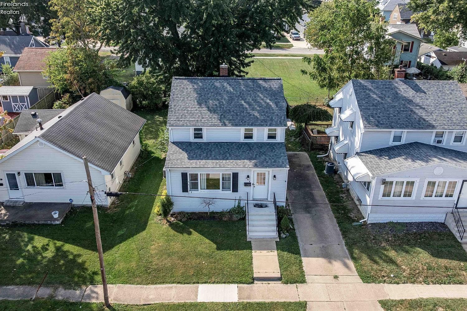 218 Elm St Pt Clinton, OH 43452 - Thumbnail 5