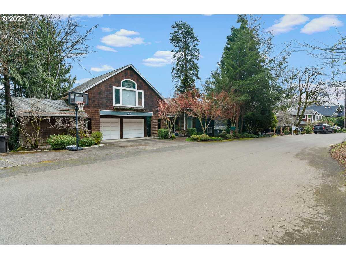 19121 Nixon Ave, West Linn, OR, 97068 - Thumbnail 5