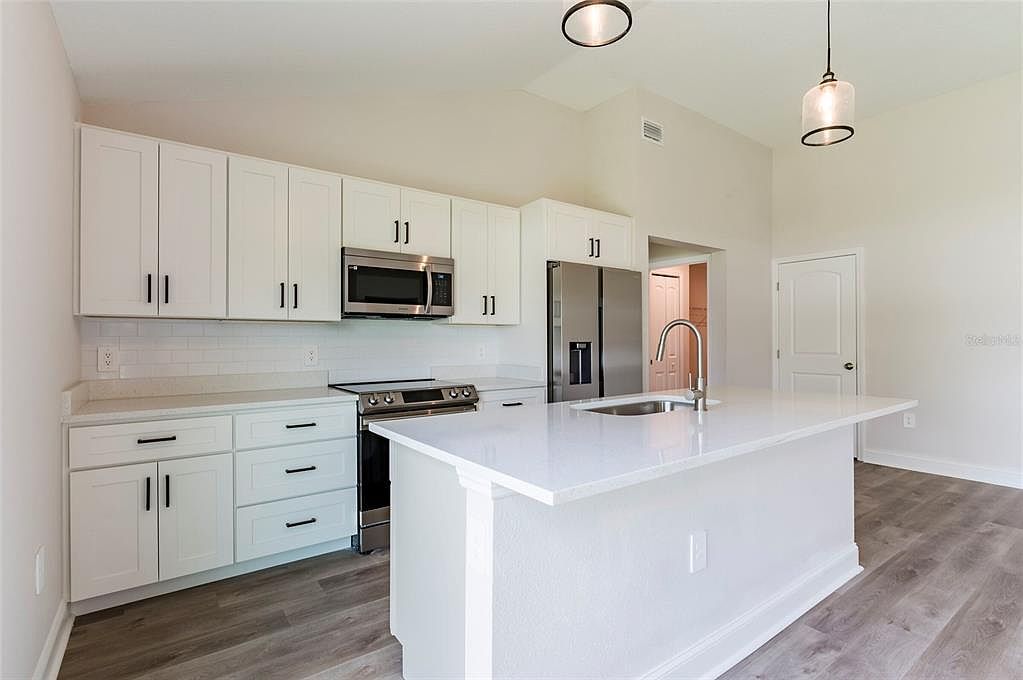 13572 SE 102nd Ct Belleview, FL 34420 - Thumbnail 5