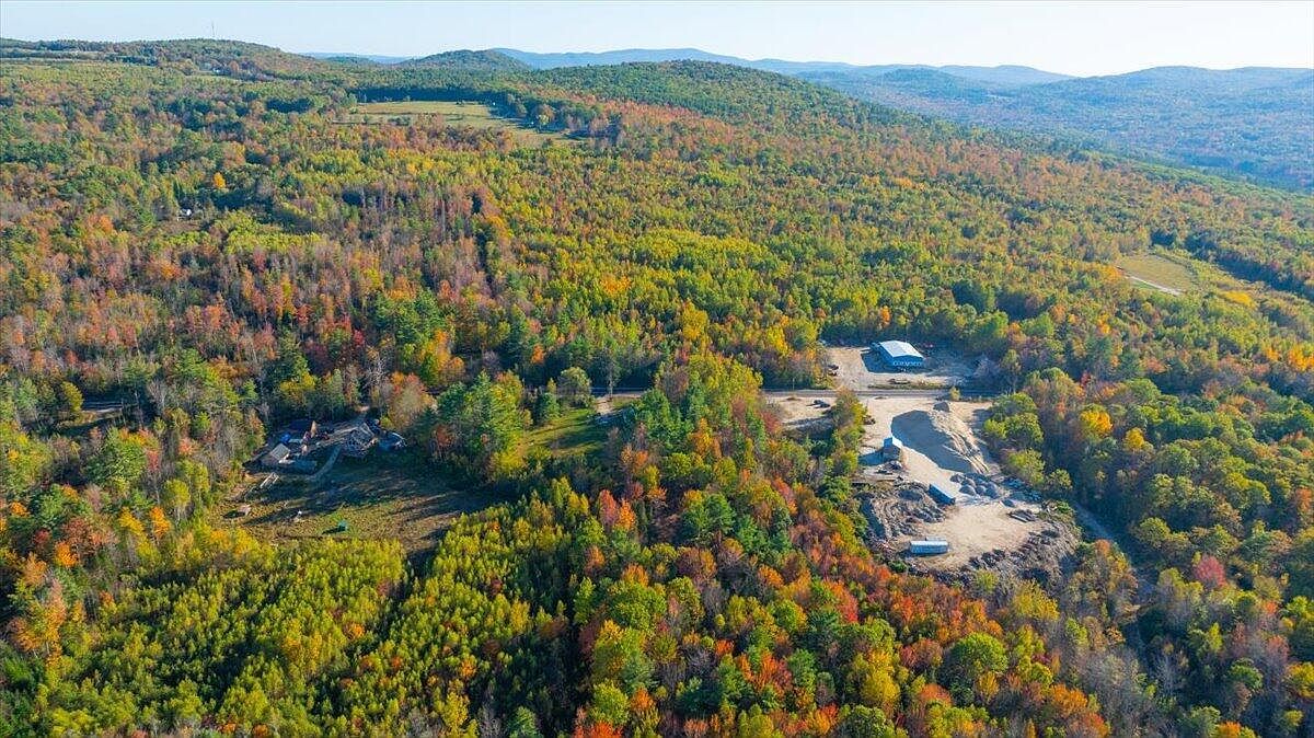 729 Main St Sumner, ME 04292 - Thumbnail 5