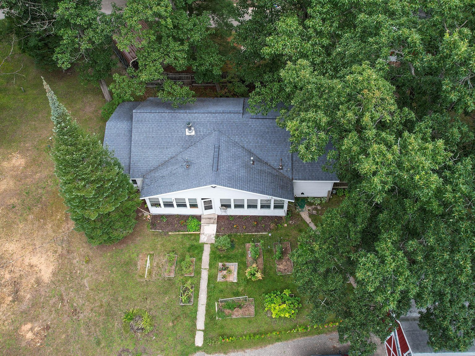 2955 E Mullett Lake Rd Indian River, MI 49749 - Thumbnail 5