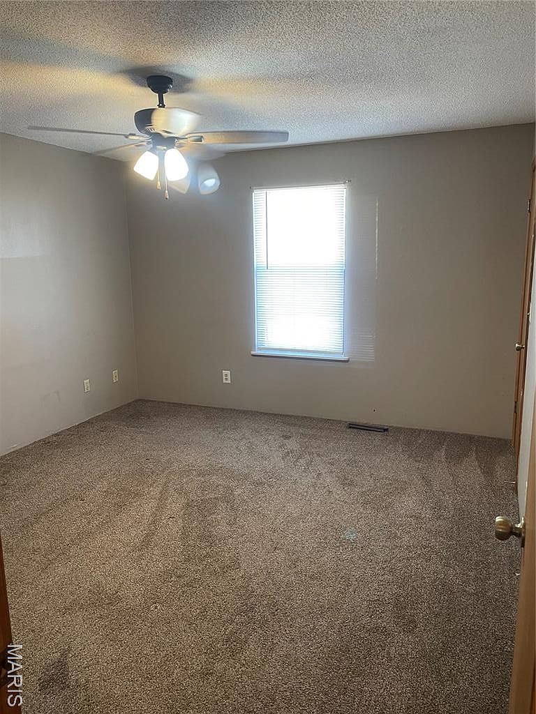 2700 Holly Trl Poplar Bluff, MO 63901 - Thumbnail 5