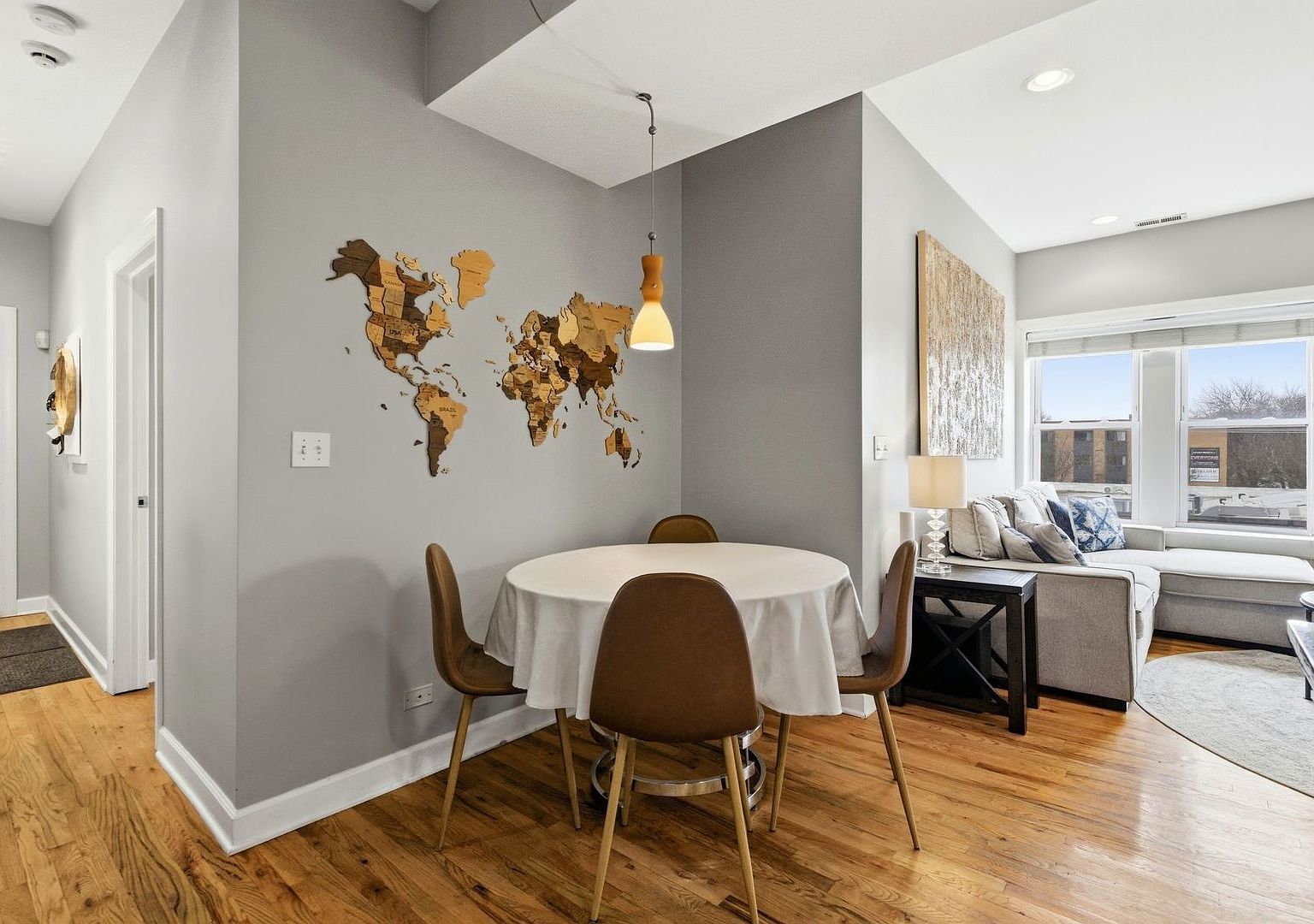 121 Callan Ave APT 3S Evanston, IL 60202 - Thumbnail 5